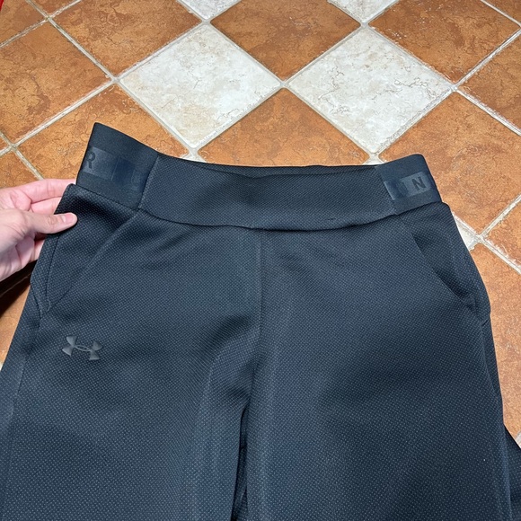 Under Armour Women’s Move Pants - Picture 8 of 16